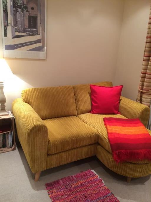 Cotswold Edge Guest Suite With Broadway Hill View Badsey Dış mekan fotoğraf