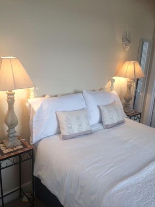 Cotswold Edge Guest Suite With Broadway Hill View Badsey Dış mekan fotoğraf